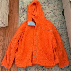URBAN OUTFITTERS fleece jacket (small)